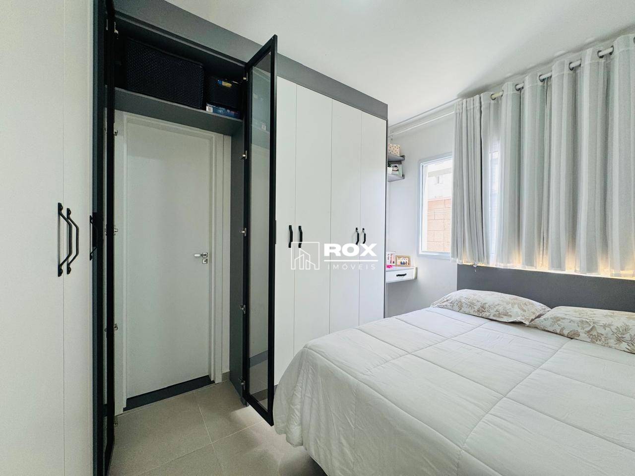 Apartamento à venda com 2 quartos, 67m² - Foto 17