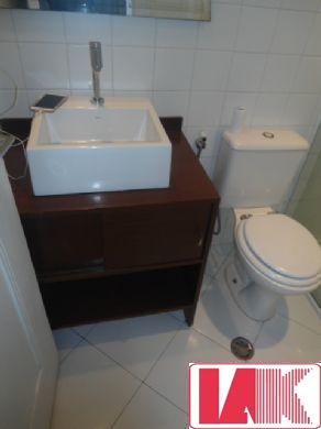 Apartamento para alugar com 2 quartos, 78m² - Foto 32