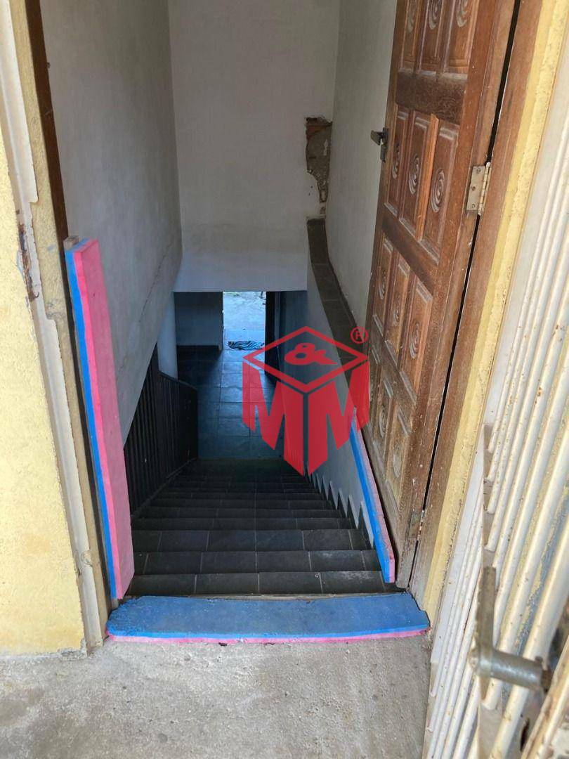 Sobrado à venda com 2 quartos, 305m² - Foto 31