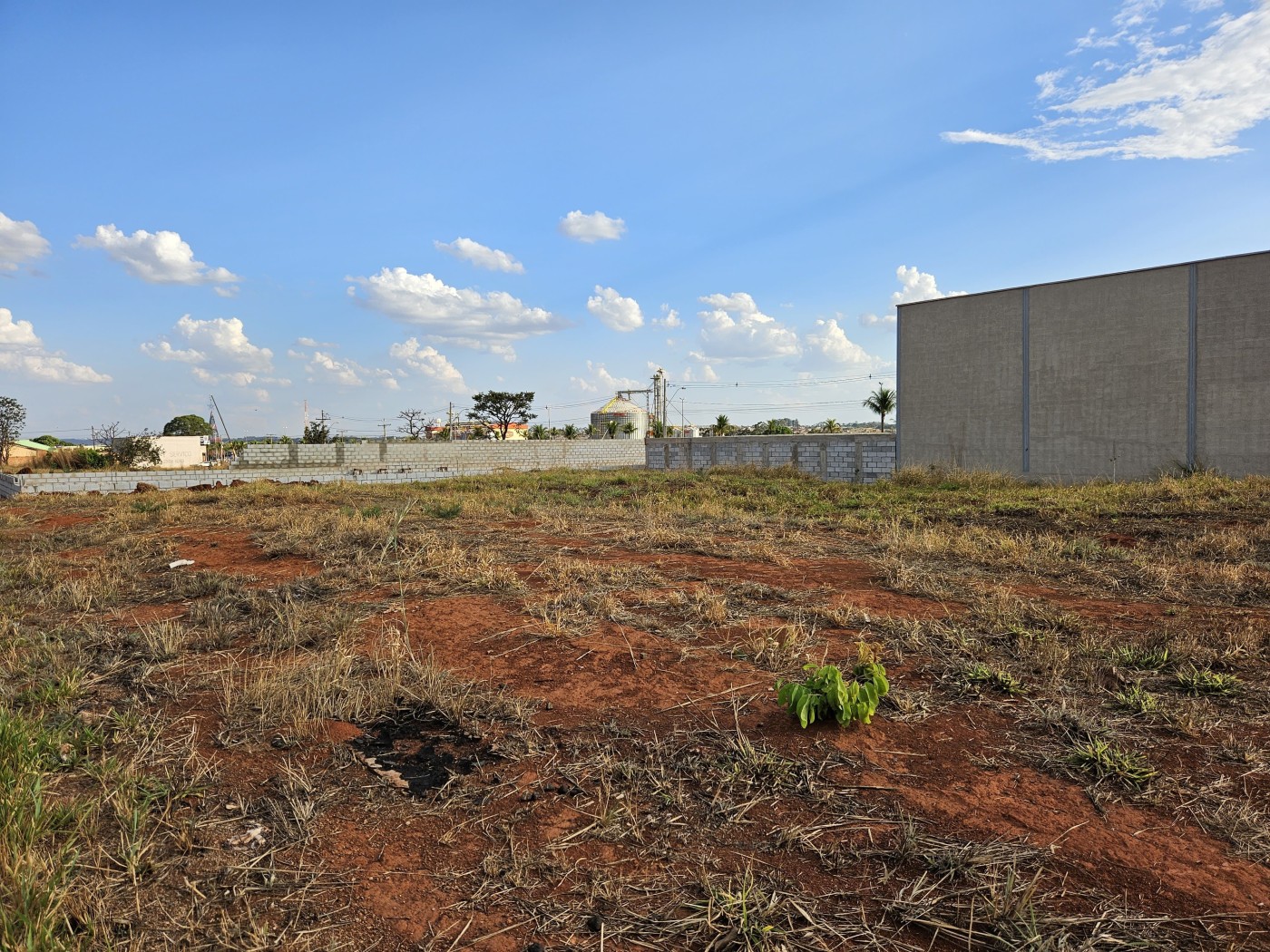 Terreno à venda, 225m² - Foto 2