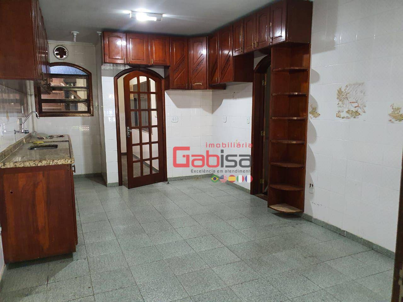 Casa à venda com 4 quartos, 300m² - Foto 16