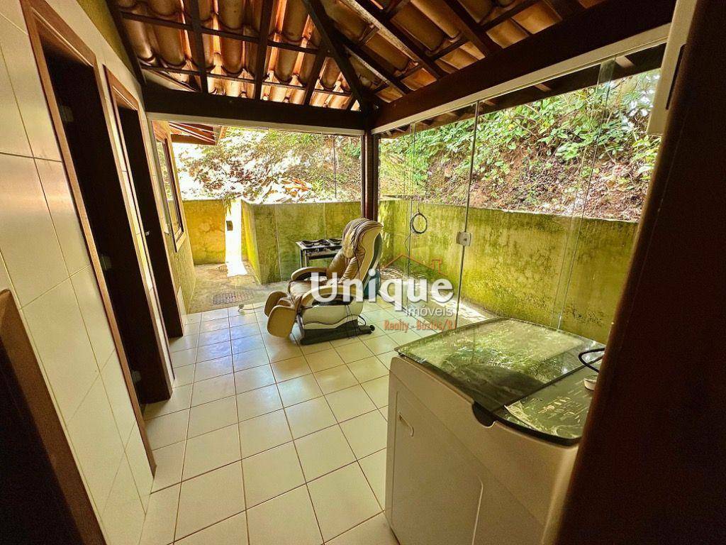 Casa de Condomínio à venda com 4 quartos, 250m² - Foto 21