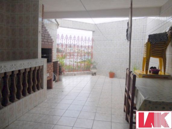 Casa à venda com 2 quartos, 62m² - Foto 14