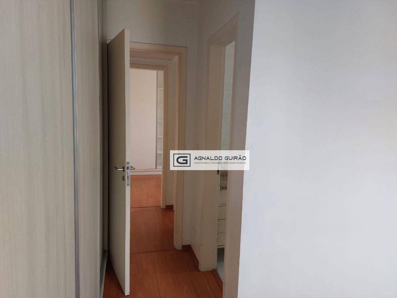 Apartamento à venda com 2 quartos, 67m² - Foto 8