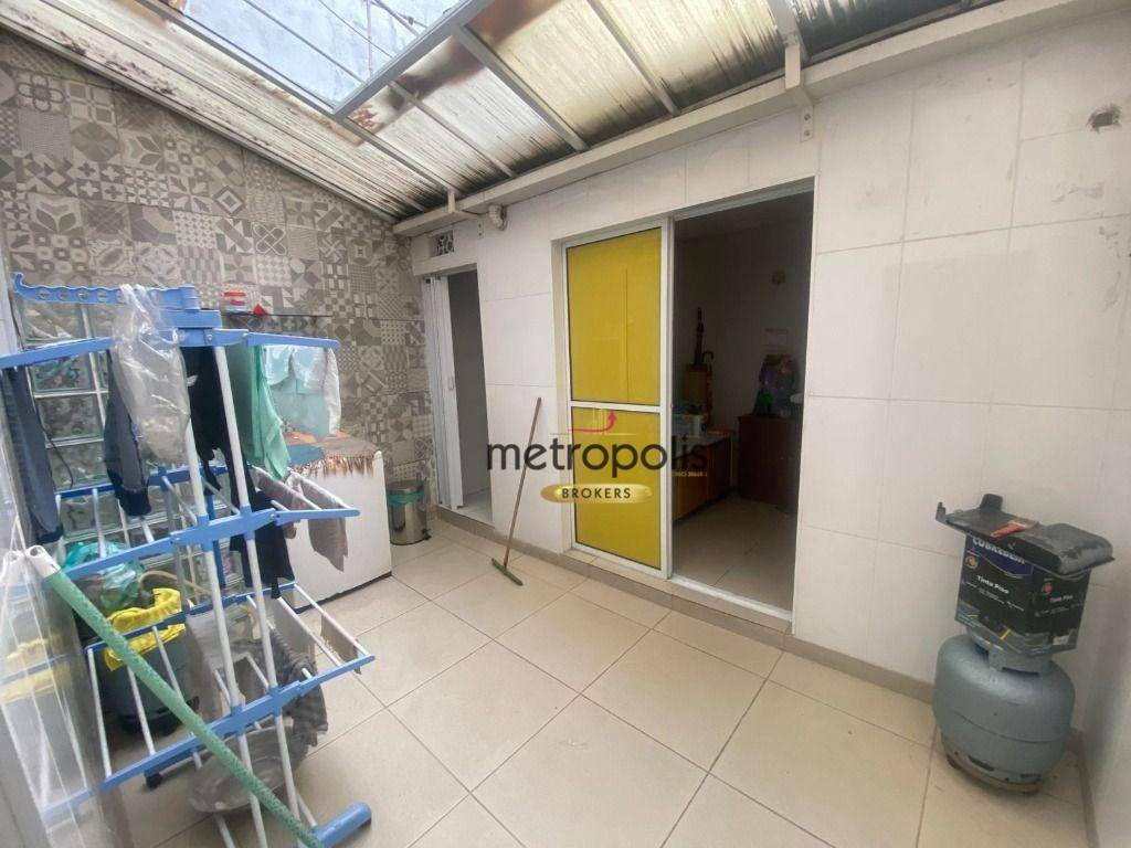 Sobrado para alugar com 2 quartos, 160m² - Foto 3