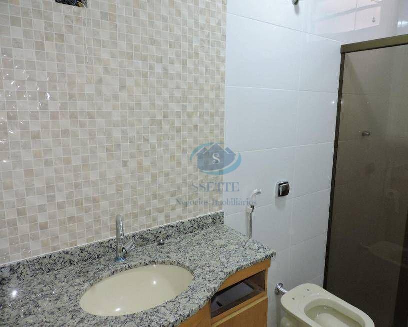 Casa para alugar com 3 quartos, 185m² - Foto 12