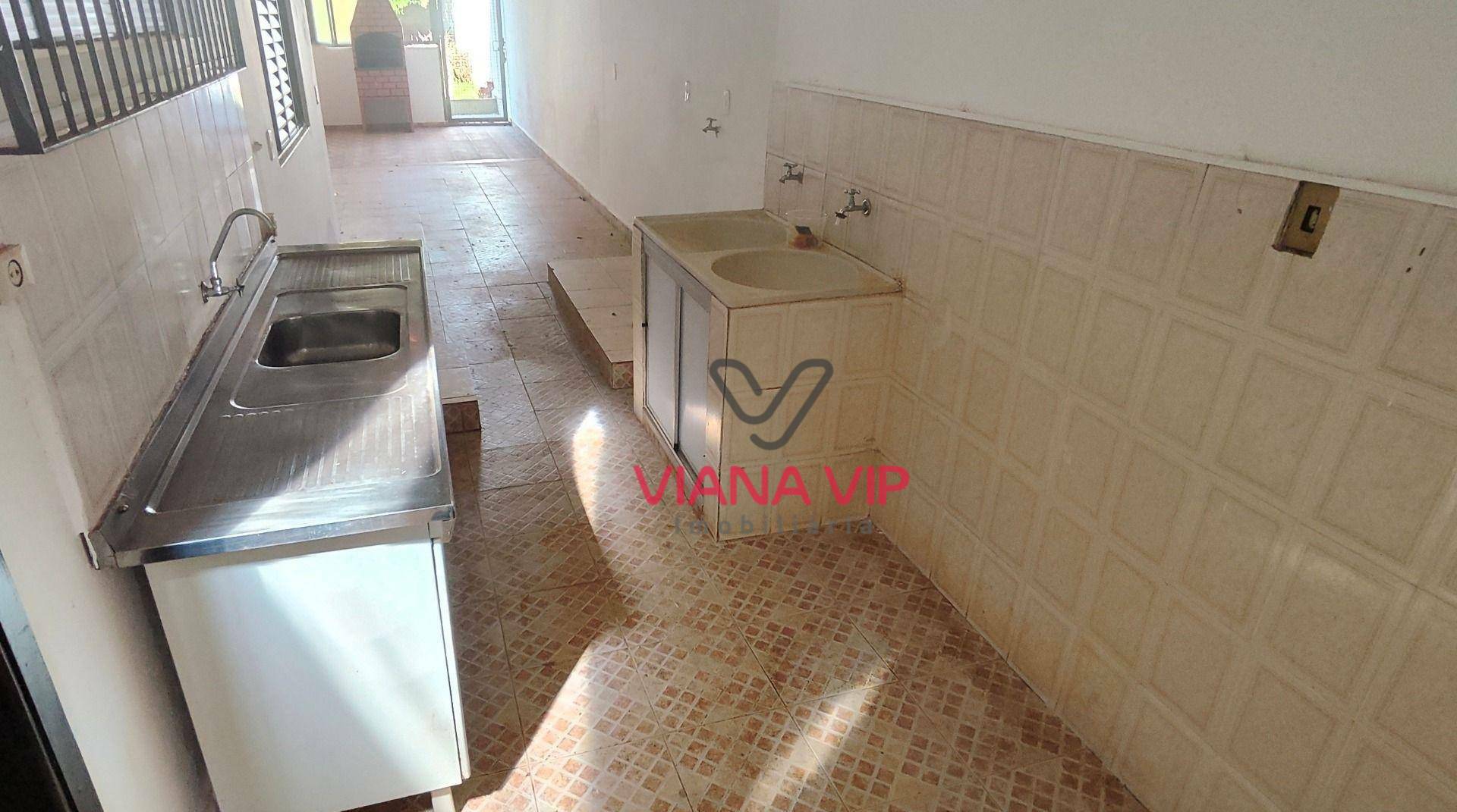 Casa à venda com 3 quartos, 180m² - Foto 10