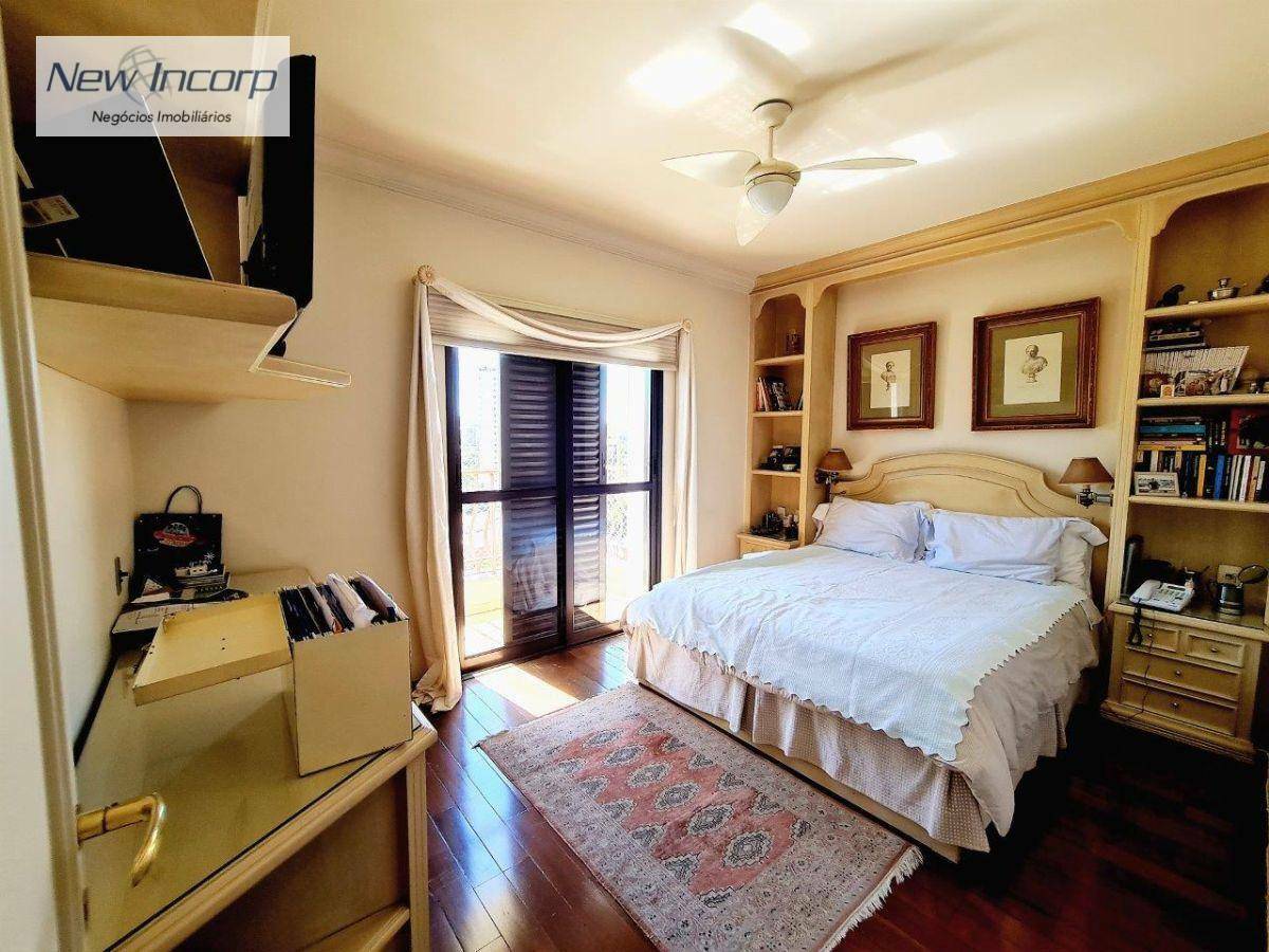 Apartamento à venda com 4 quartos, 257m² - Foto 16