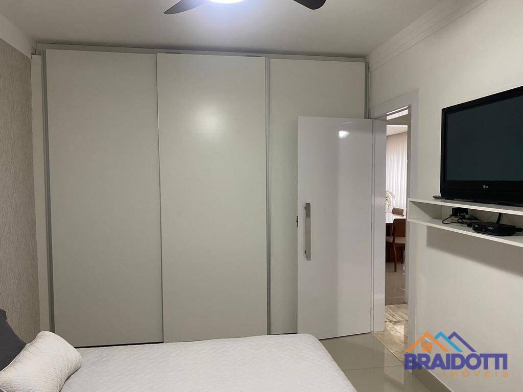 Apartamento à venda com 3 quartos, 260m² - Foto 34