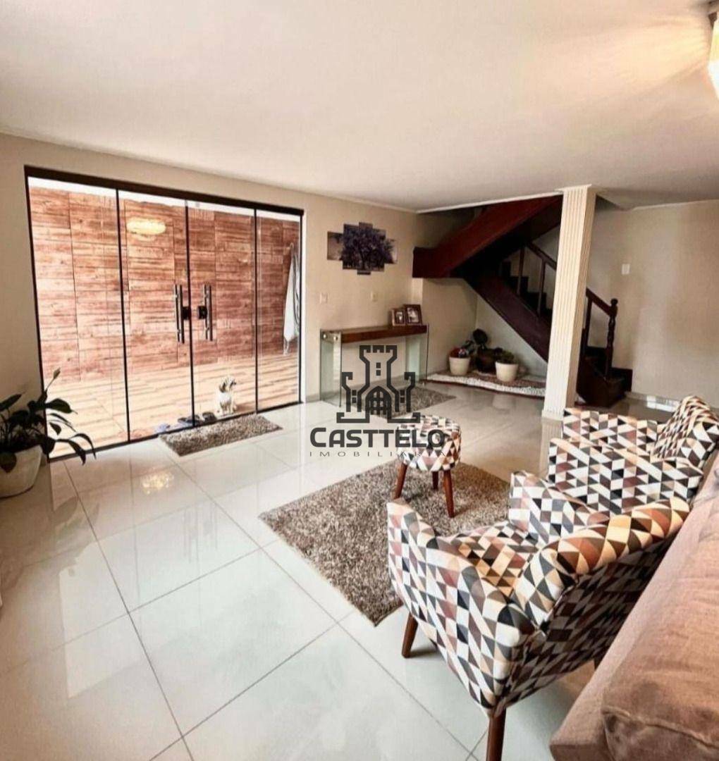 Casa à venda com 5 quartos, 265m² - Foto 5