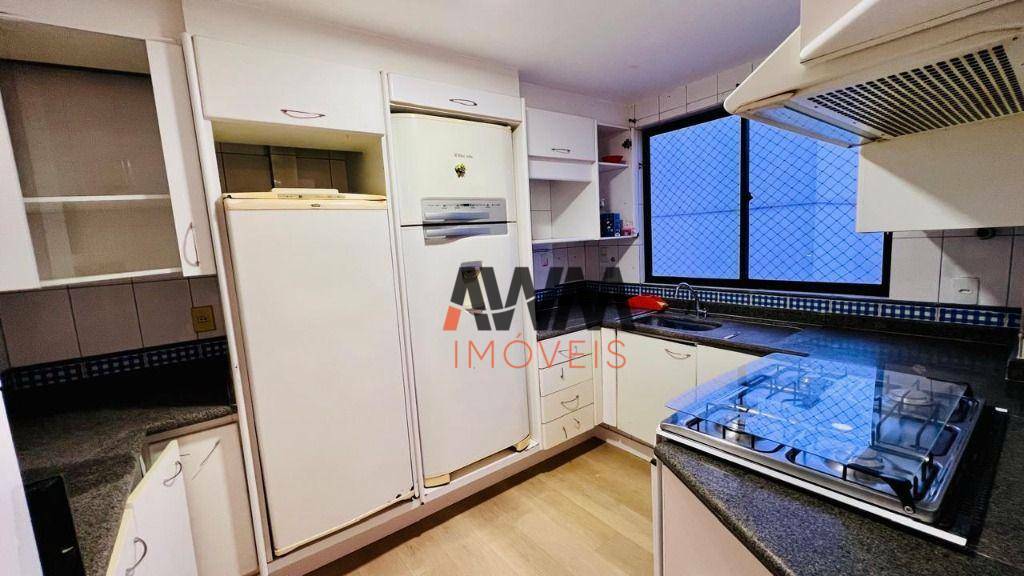 Apartamento à venda com 5 quartos, 262m² - Foto 5