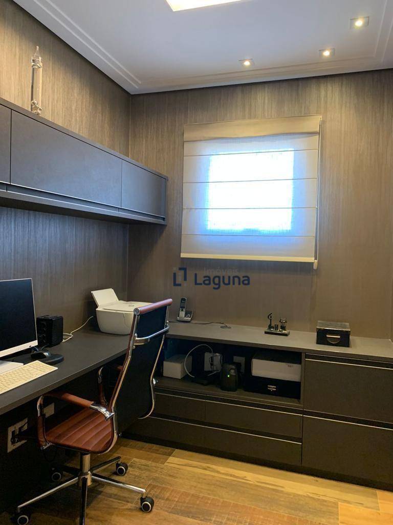 Apartamento à venda com 3 quartos, 205m² - Foto 15