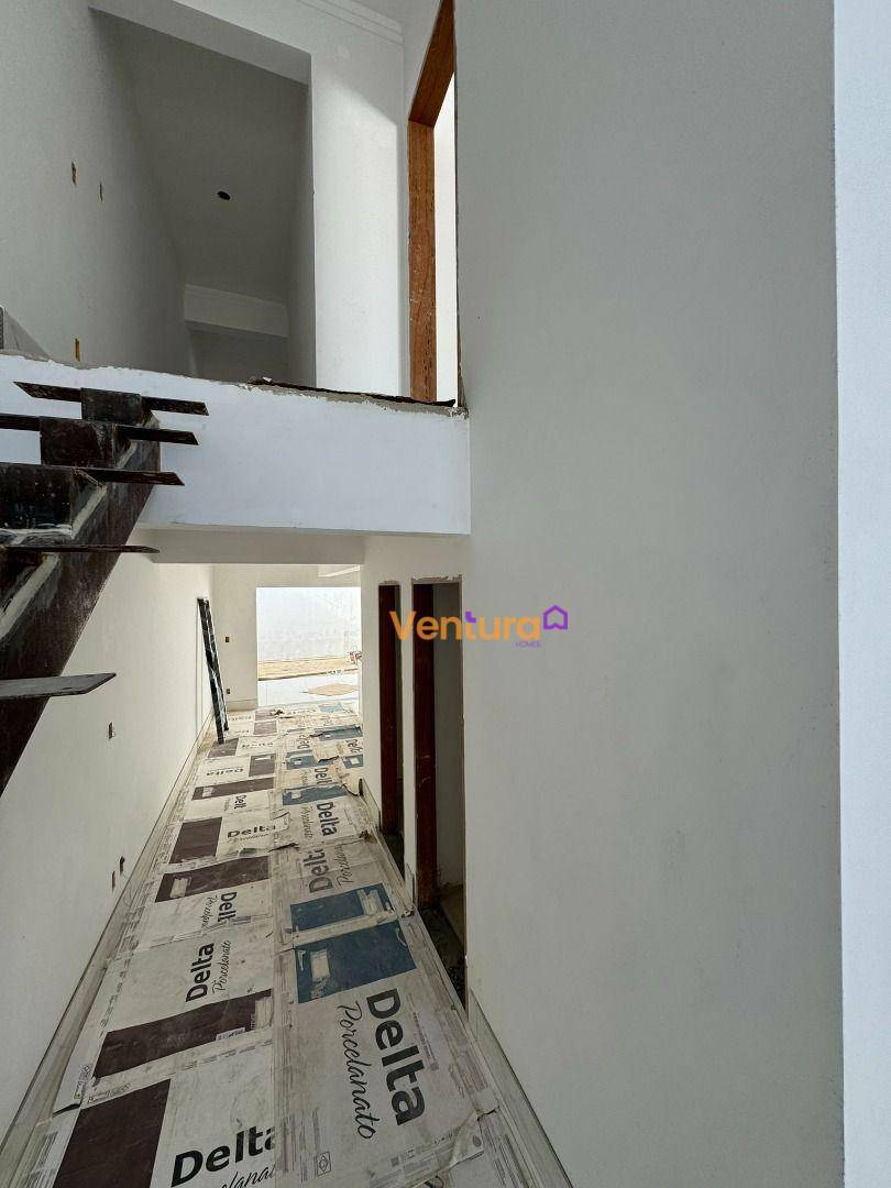 Casa à venda com 3 quartos, 225m² - Foto 13