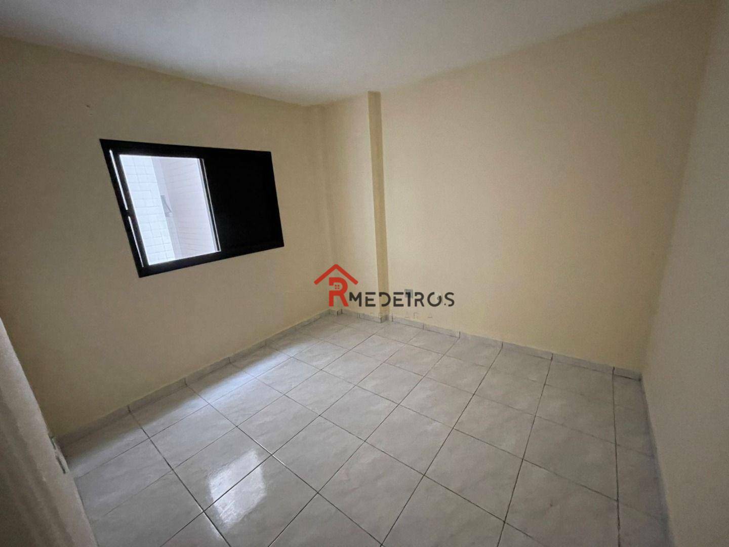 Apartamento à venda com 1 quarto, 42m² - Foto 7