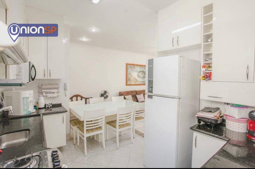 Apartamento à venda com 2 quartos, 75m² - Foto 3