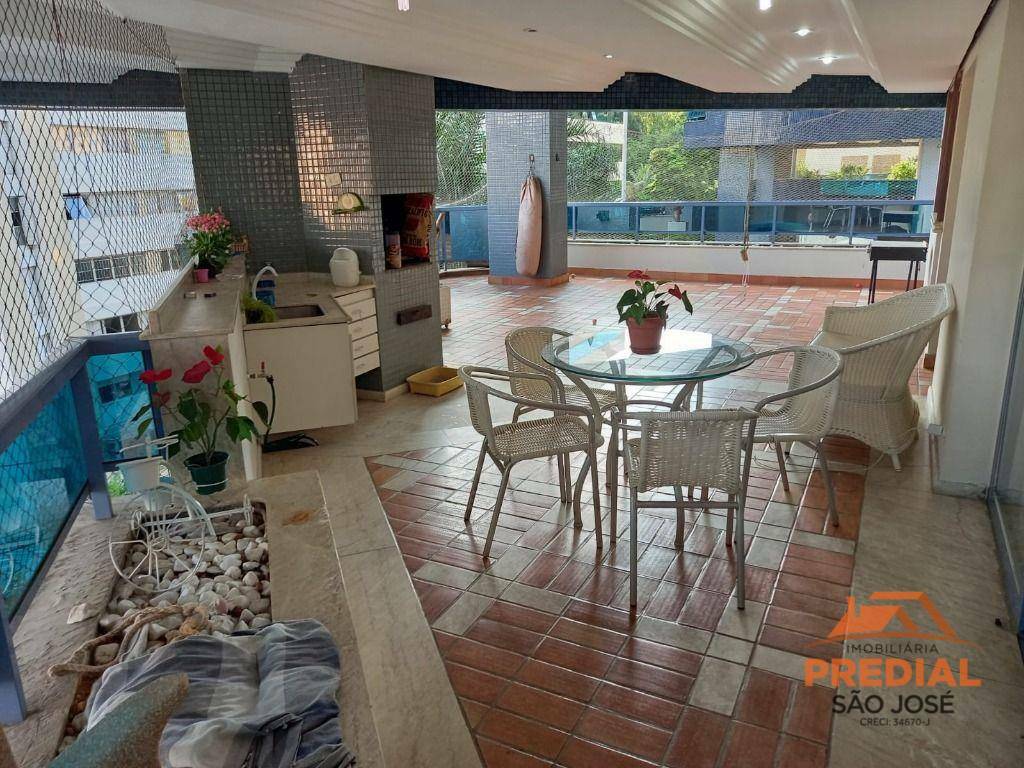 Apartamento à venda com 4 quartos, 346m² - Foto 2