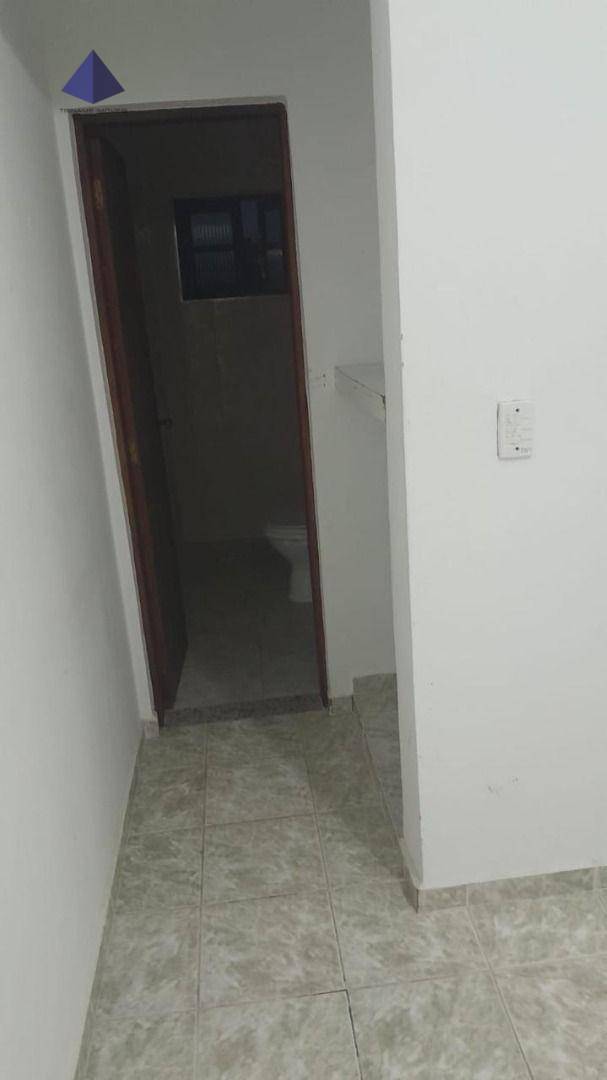 Sobrado à venda com 2 quartos, 75m² - Foto 29