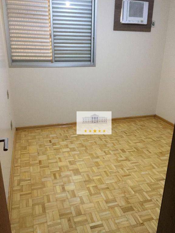 Apartamento à venda com 3 quartos, 104m² - Foto 4