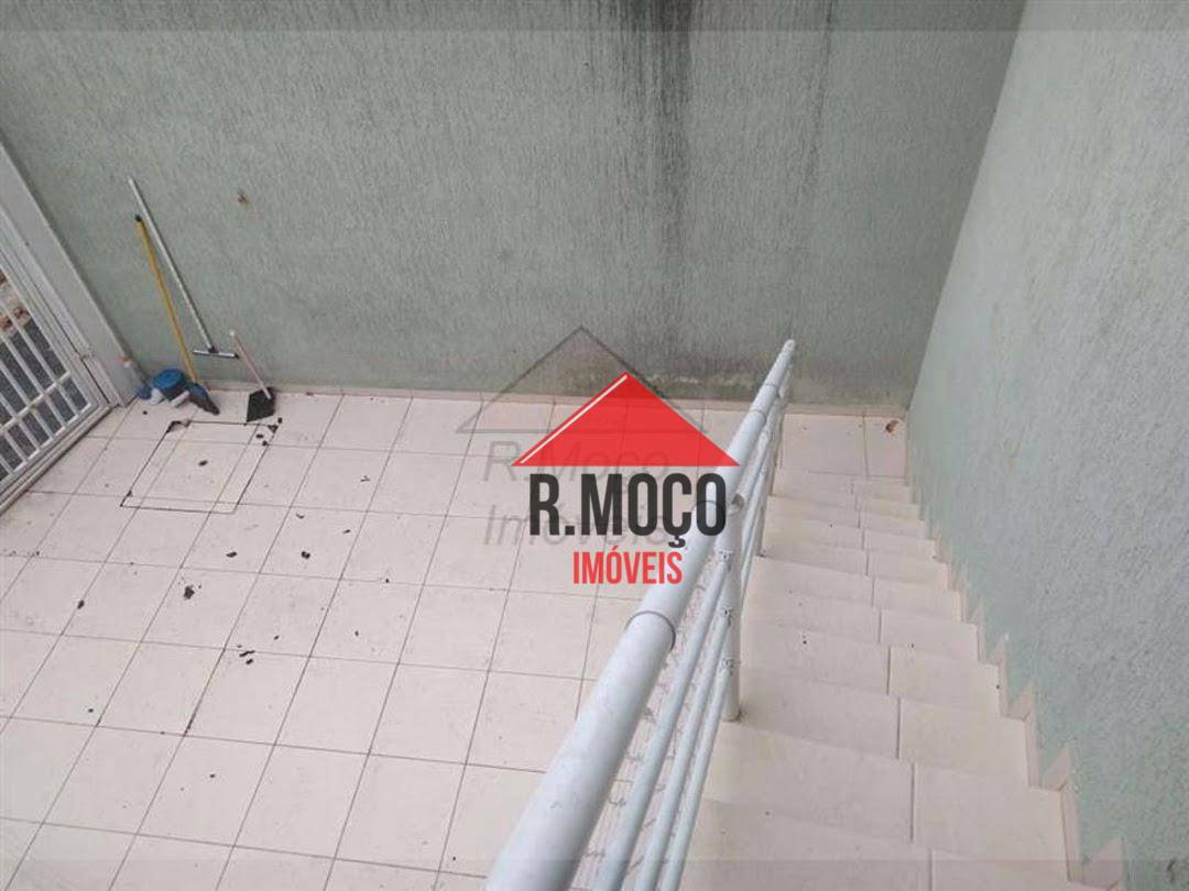 Sobrado à venda com 2 quartos, 73m² - Foto 3