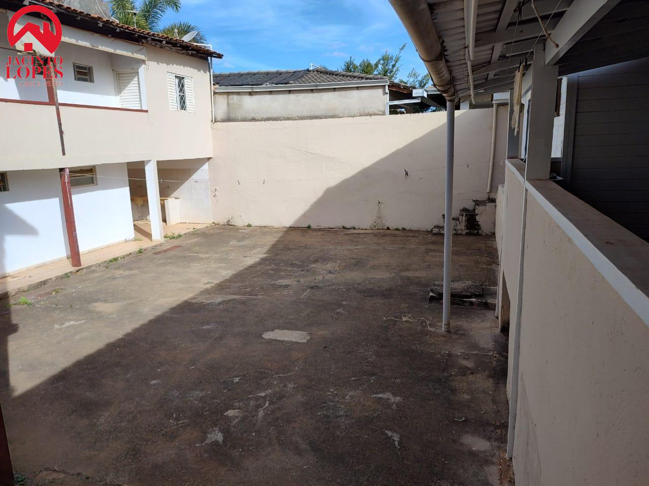 Casa à venda com 3 quartos, 400m² - Foto 19