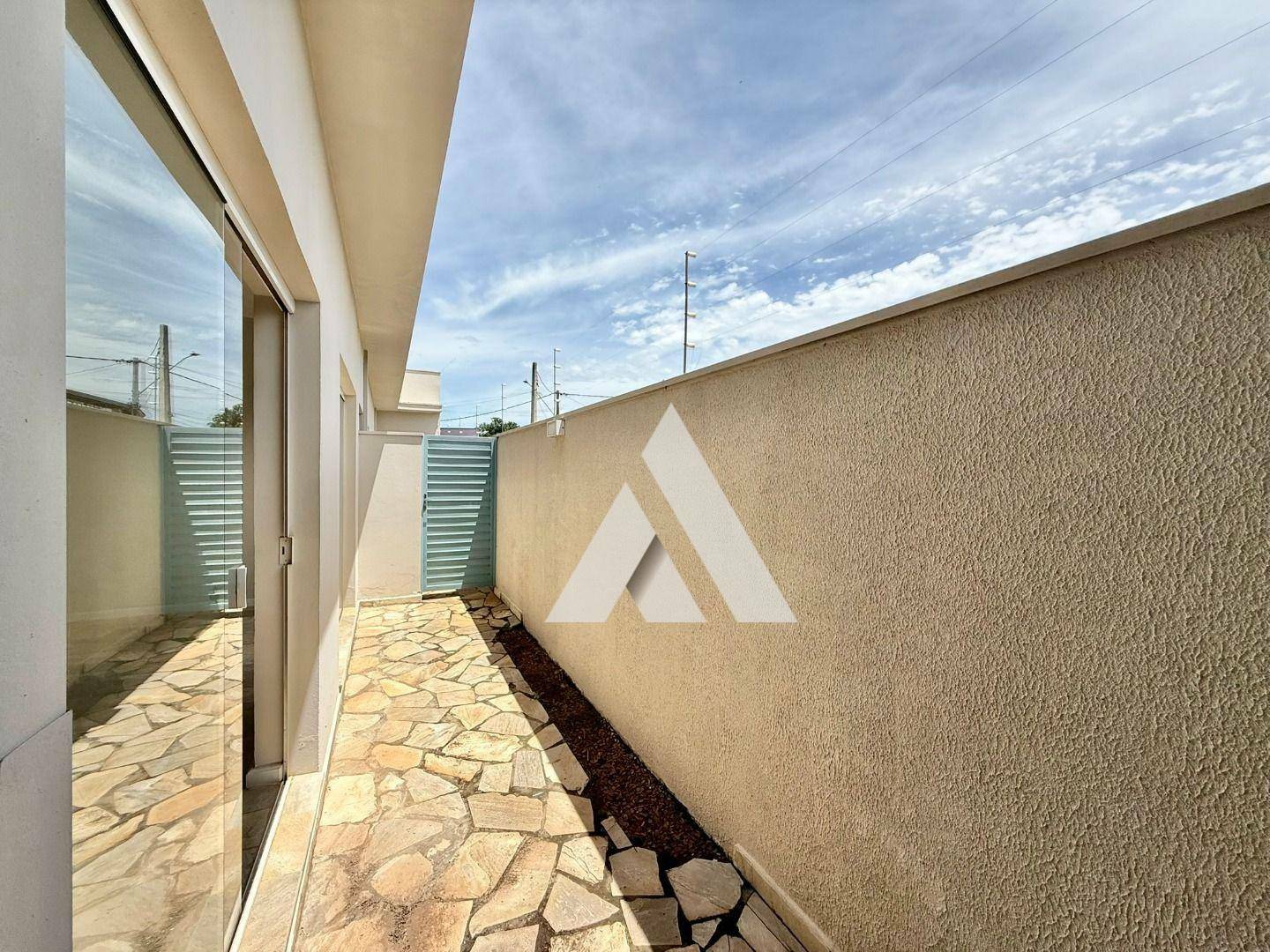 Casa à venda com 3 quartos, 155m² - Foto 5