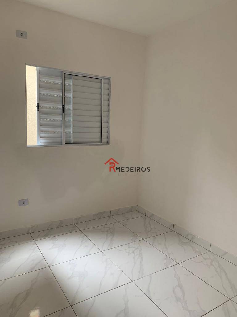 Casa à venda com 2 quartos, 45m² - Foto 5