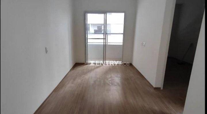 Apartamento à venda com 2 quartos, 47m² - Foto 1