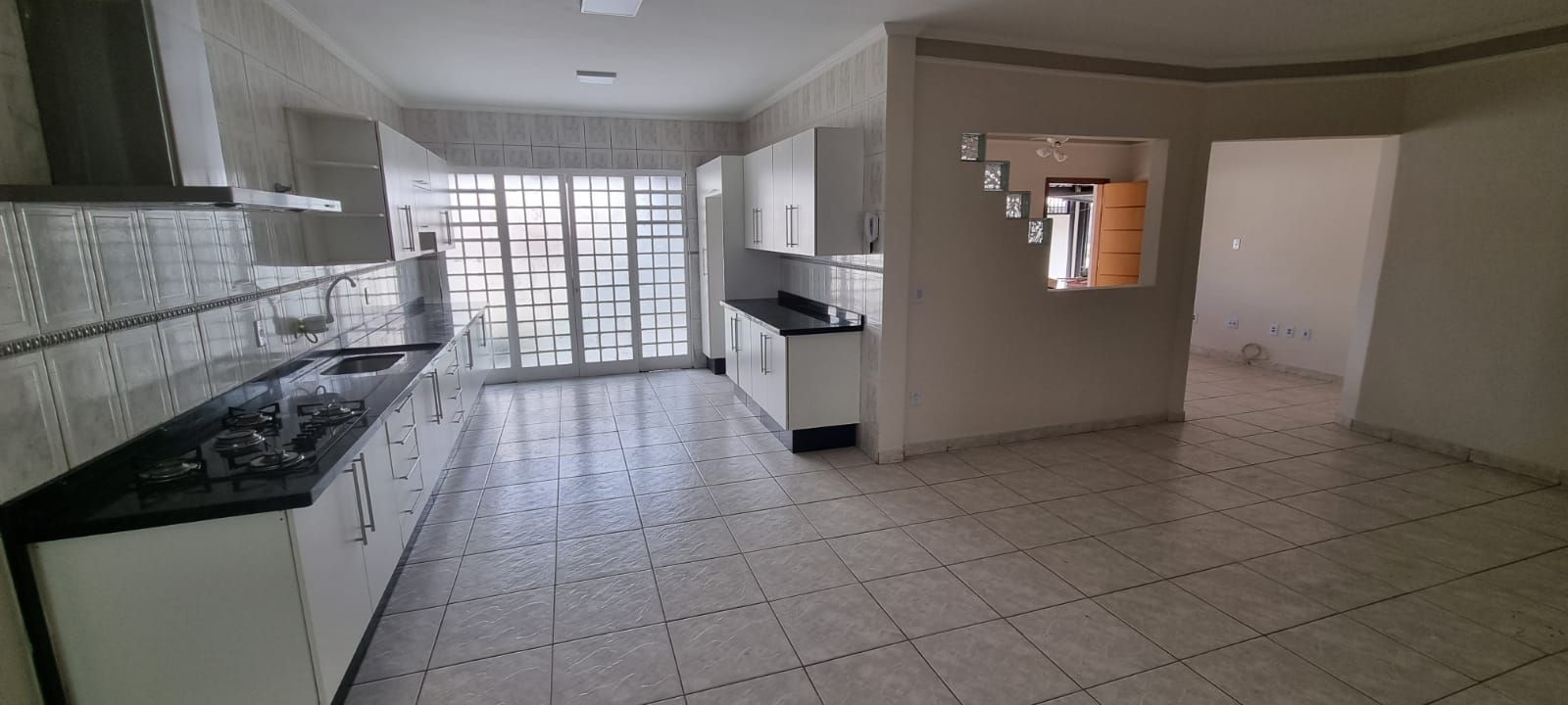 Casa à venda com 3 quartos, 190m² - Foto 16