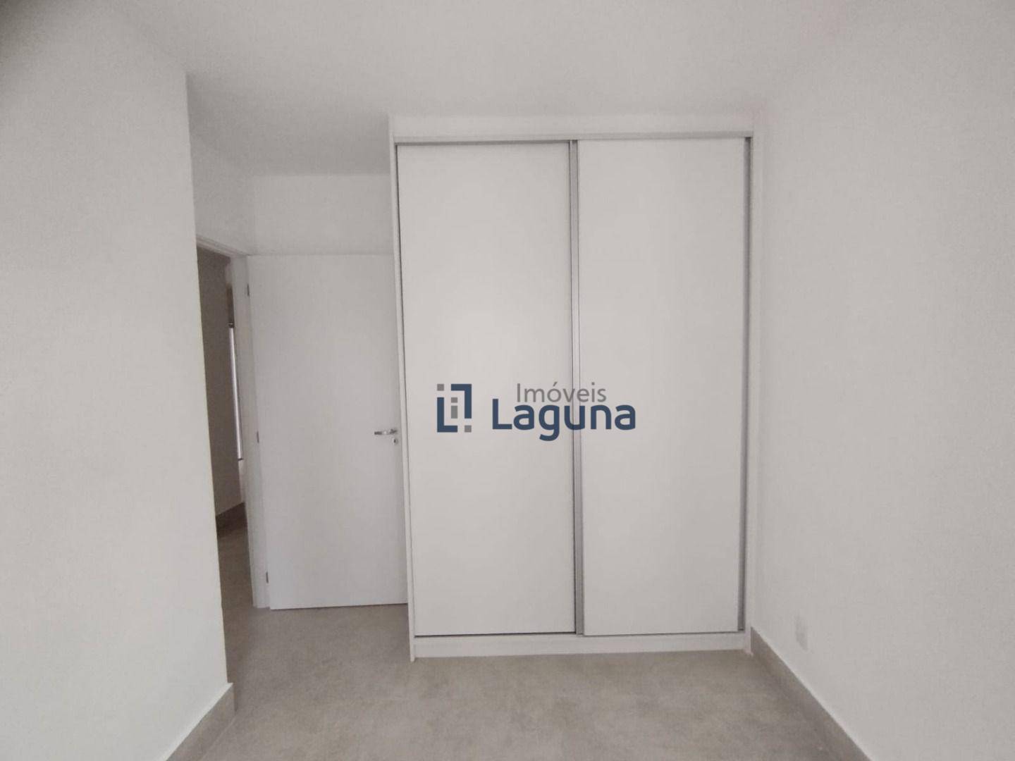 Apartamento para alugar com 2 quartos, 70m² - Foto 19