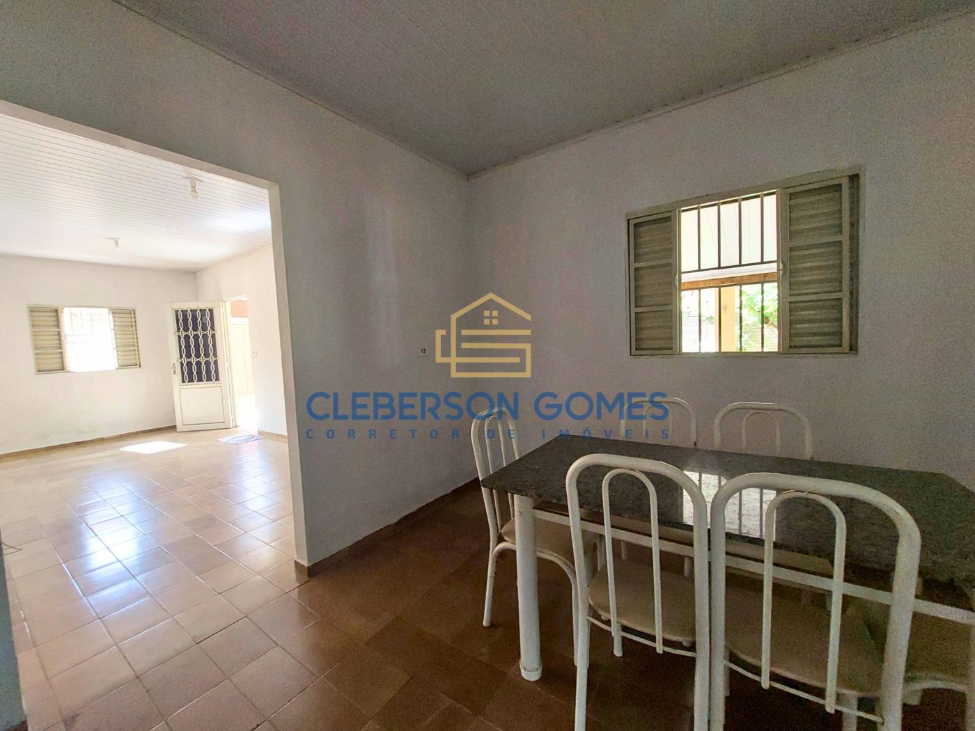 Casa à venda com 2 quartos, 360m² - Foto 14