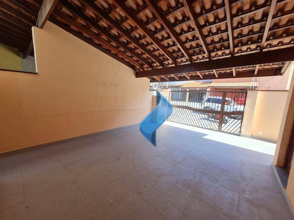 Casa para alugar com 3 quartos, 107m² - Foto 27