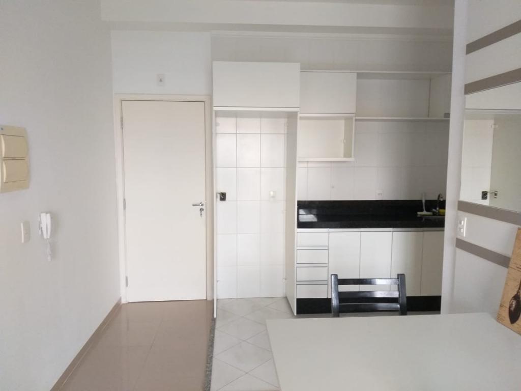 Apartamento para alugar com 1 quarto, 42m² - Foto 3