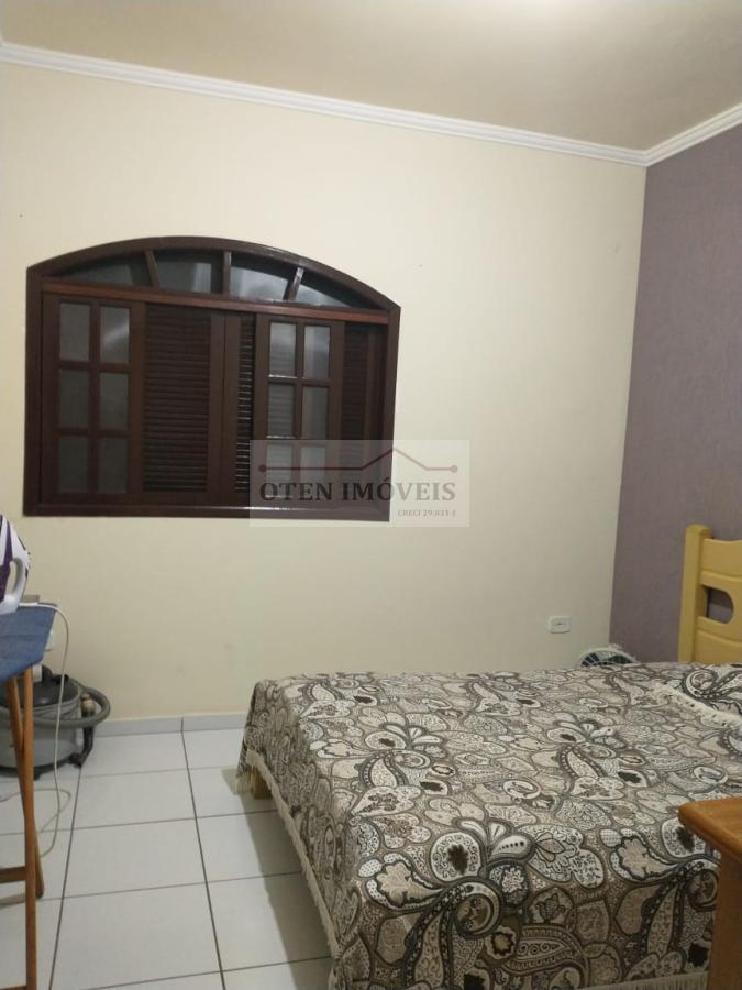 Casa à venda com 4 quartos, 180m² - Foto 16