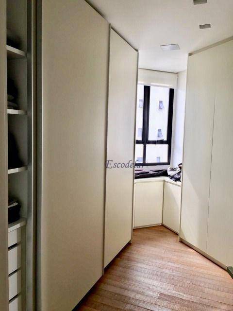 Apartamento para alugar com 4 quartos, 350m² - Foto 27