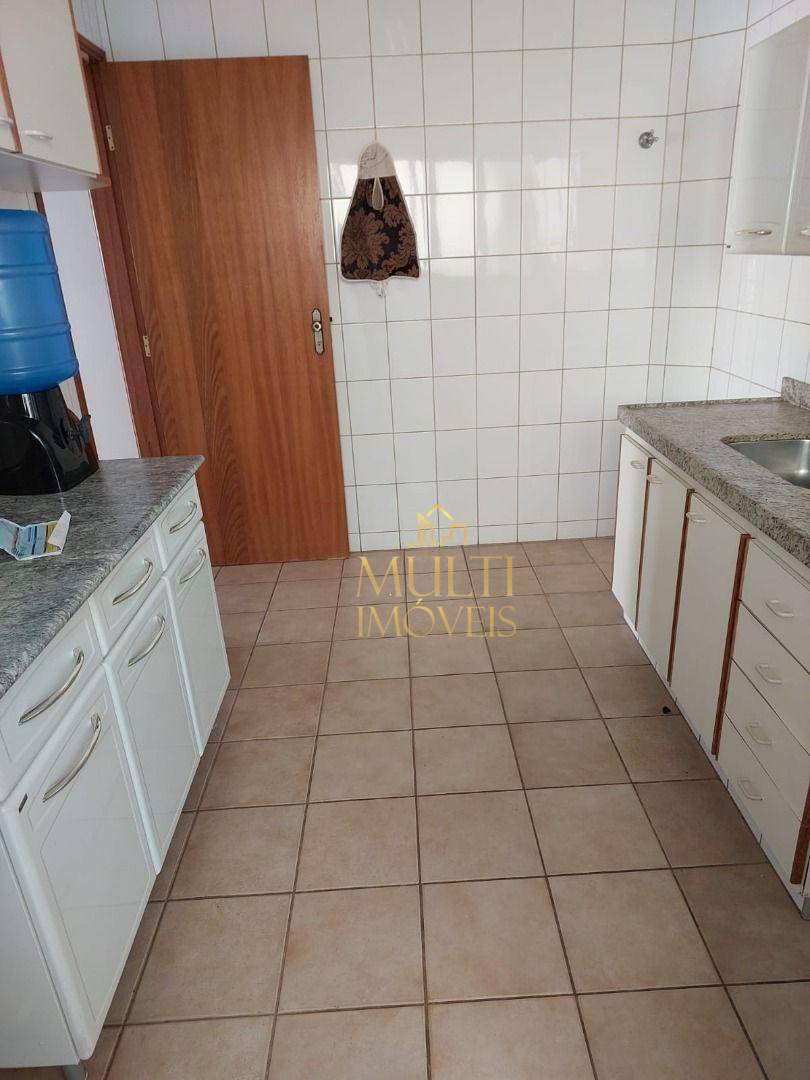 Apartamento à venda com 2 quartos, 94m² - Foto 10