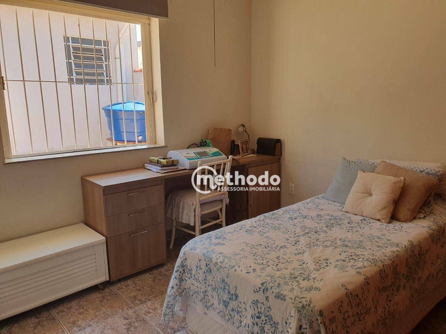 Casa à venda com 3 quartos, 231m² - Foto 34