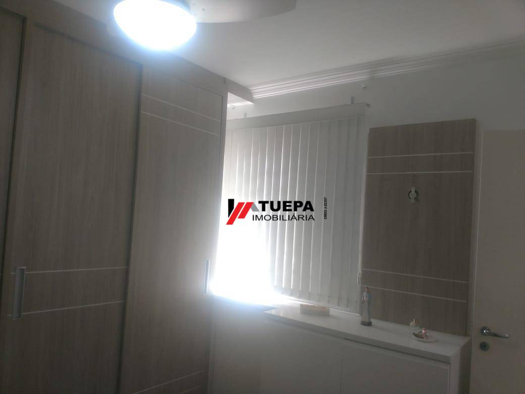 Apartamento à venda com 2 quartos, 64m² - Foto 11