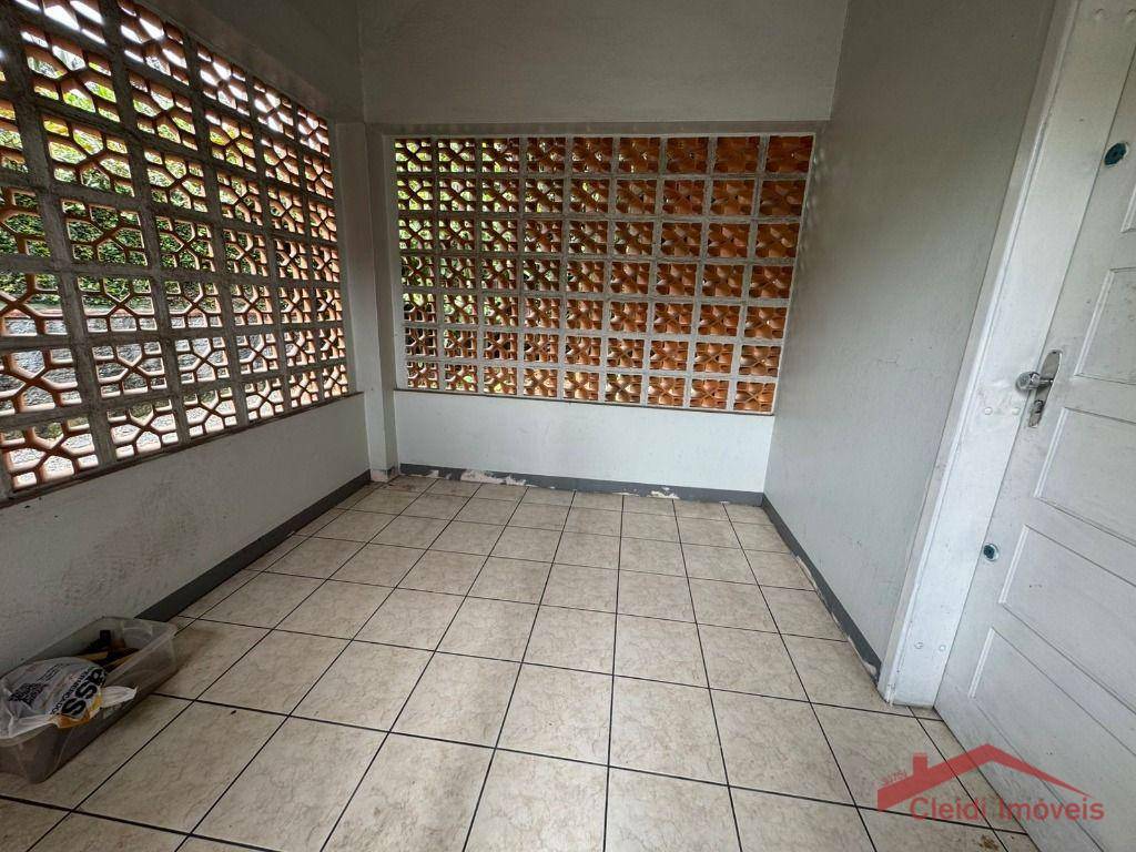 Casa para alugar com 2 quartos, 97m² - Foto 16