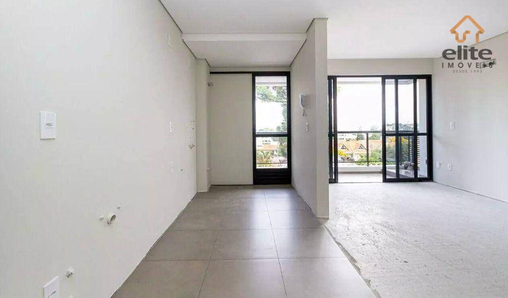 Apartamento à venda com 2 quartos, 70m² - Foto 17