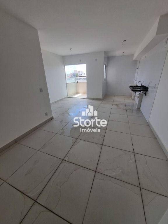 Apartamento para alugar com 2 quartos, 56m² - Foto 1