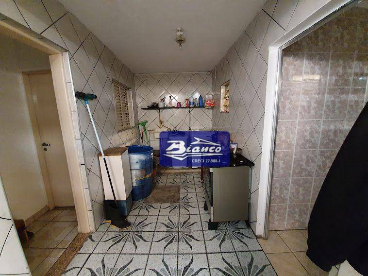 Casa à venda com 3 quartos, 90m² - Foto 6