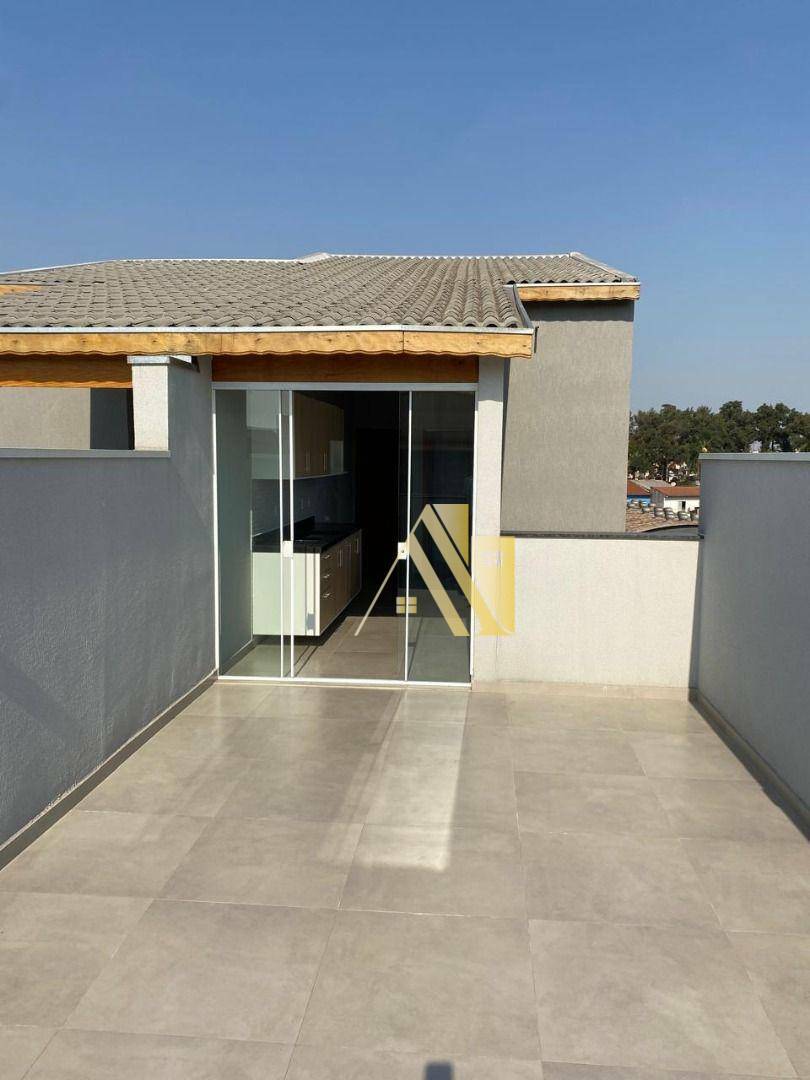 Cobertura à venda com 2 quartos, 100m² - Foto 4