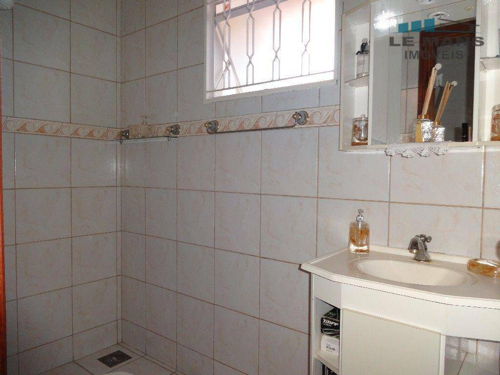 Casa à venda com 3 quartos, 169m² - Foto 10