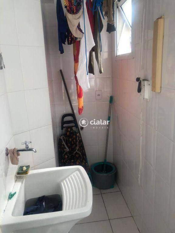 Apartamento à venda com 2 quartos, 62m² - Foto 13