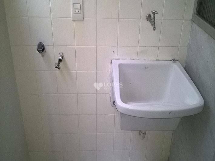 Apartamento à venda com 2 quartos, 56m² - Foto 13