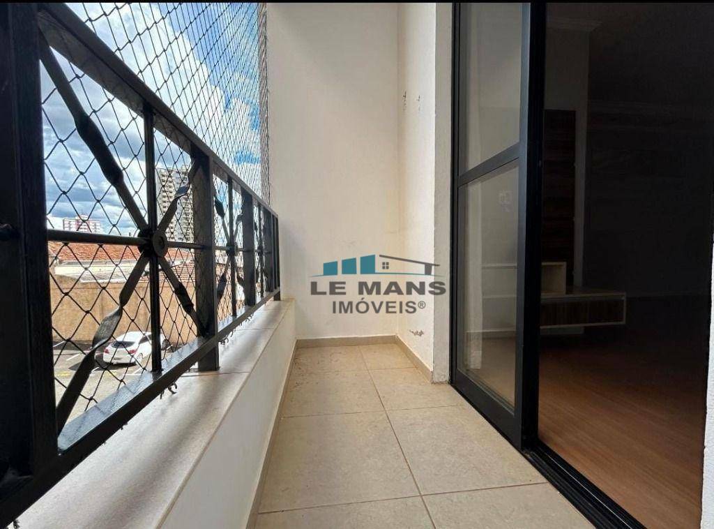 Apartamento à venda com 3 quartos, 87m² - Foto 10