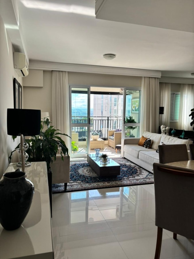 Apartamento para alugar com 3 quartos, 129m² - Foto 2