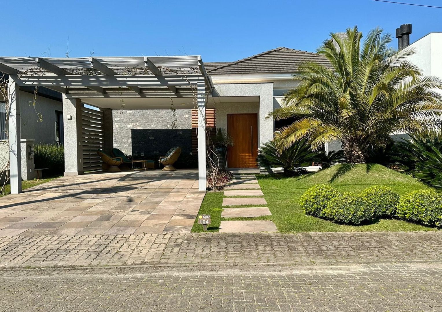 Casa de Condomínio à venda com 3 quartos, 175m² - Foto 1