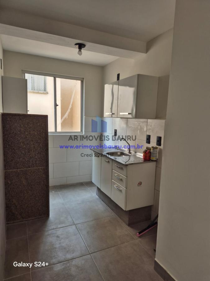 Apartamento à venda com 2 quartos, 42m² - Foto 3