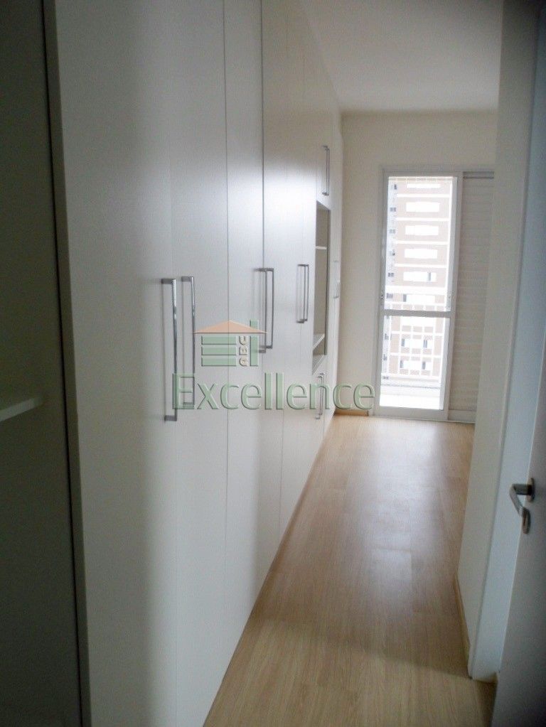 Apartamento para alugar com 3 quartos, 82m² - Foto 4